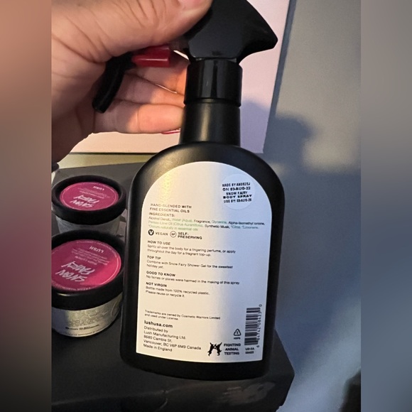 Lush limited edition snow fairy - Picture 4 of 7